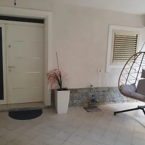 27 Center House Shkoder